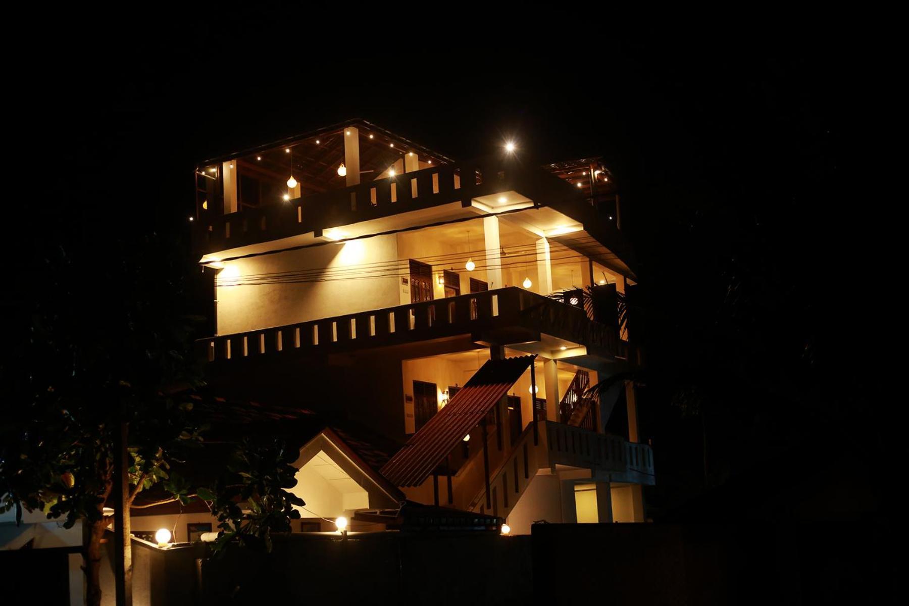 Shehara Sun Surf Lodge Midigama East Eksteriør bilde
